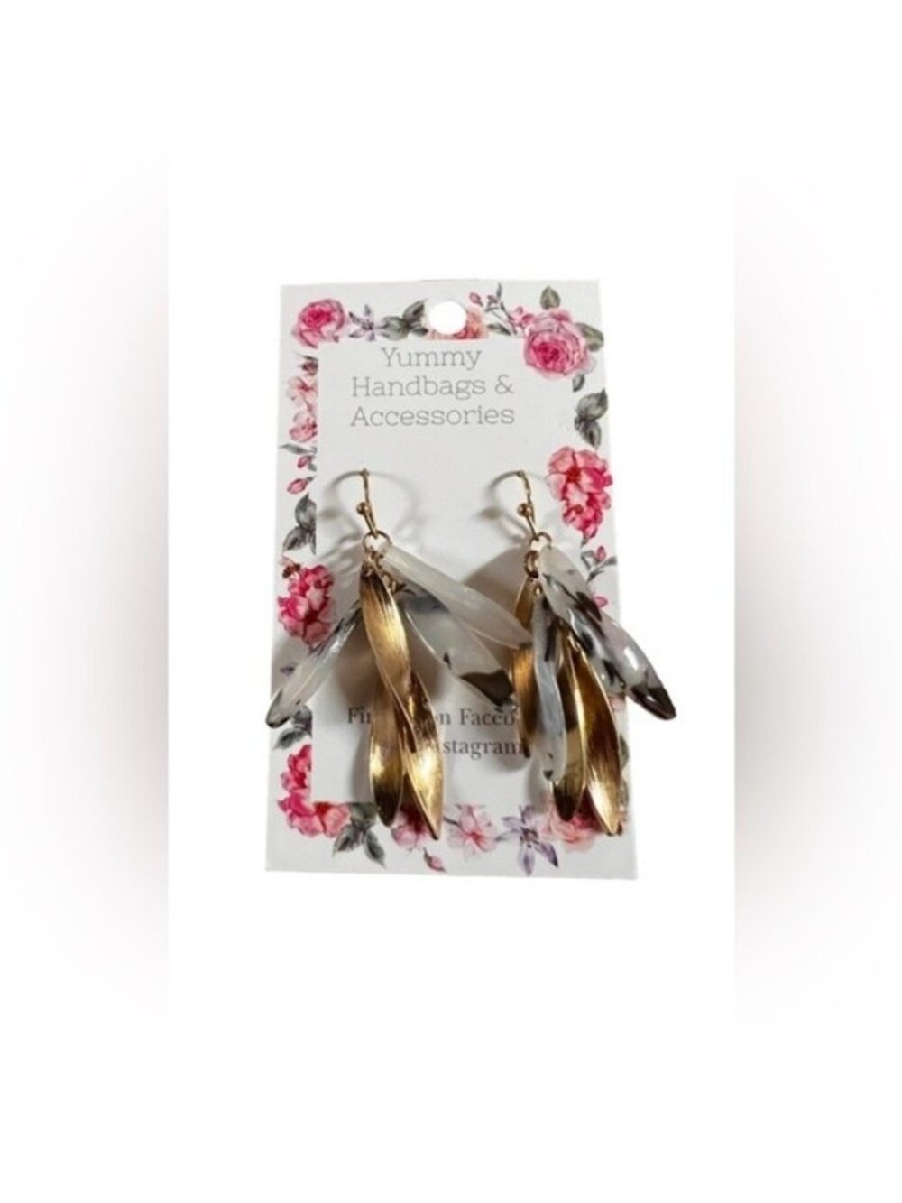 🍁3/$20 New fashion‎ jewelry Gold, white dangle hook earrings women 380901
